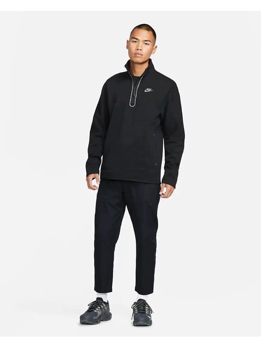 Nike Mens Label Tag with Blue Accent